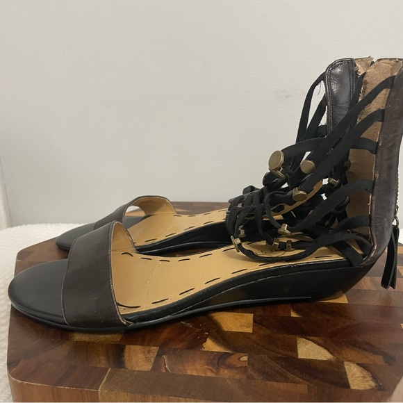 Nine West Black Gladiator Sandals 6M - Picture 5 of 8